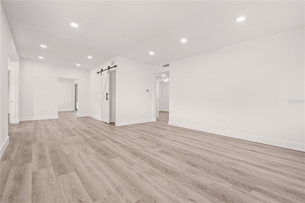 Empty room, Interior, Recessed Lighting, Wood Texture Flooring
