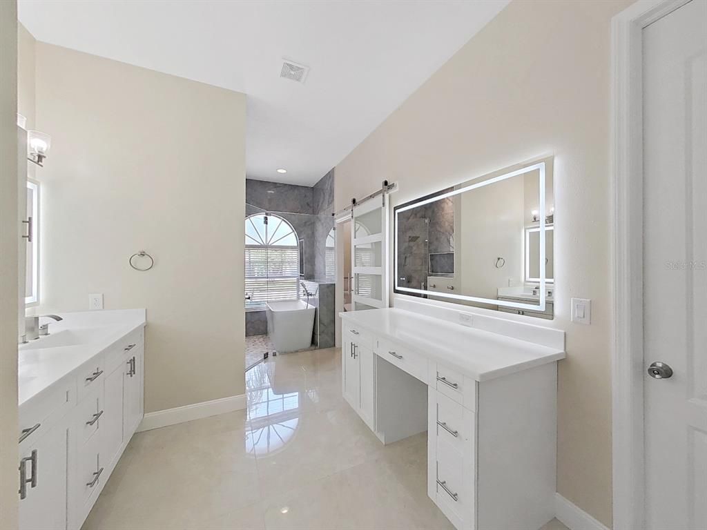 Bathroom, Dual Sink Vanities, Free Standing Baths, Interior, Recessed Lighting