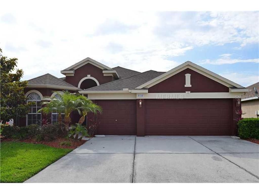 Attached, Exterior, Facade, American Craftsman