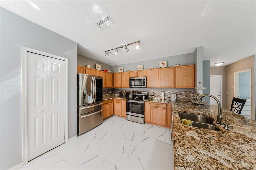 Interior, Kitchen, Marble, Stainless Steel Appliances