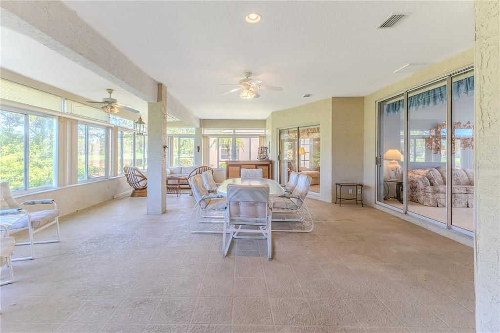 Dining room, Interior, Recessed Lighting, Sun Room