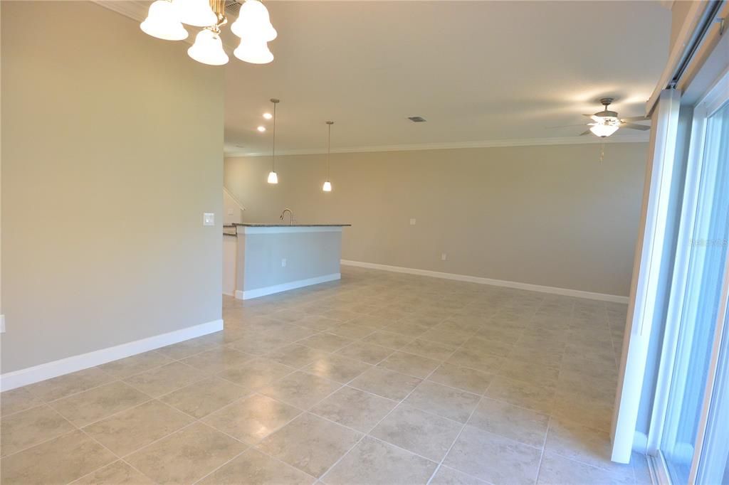 Empty room, Interior, Pendant Lights