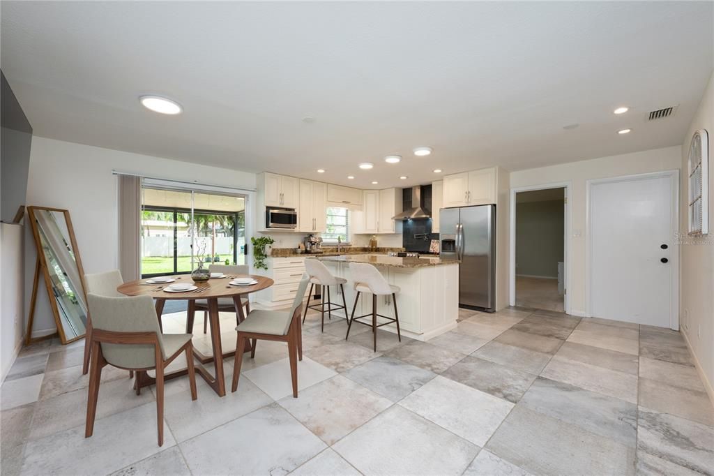 Dining room, Interior, Kitchen, Recessed Lighting, Stainless Steel Appliances