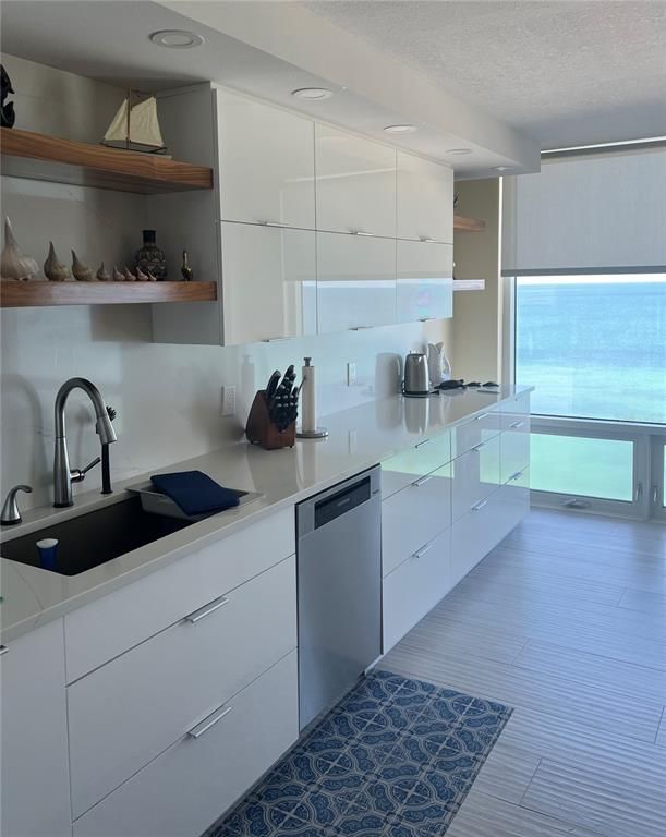 Interior, Kitchen, Water