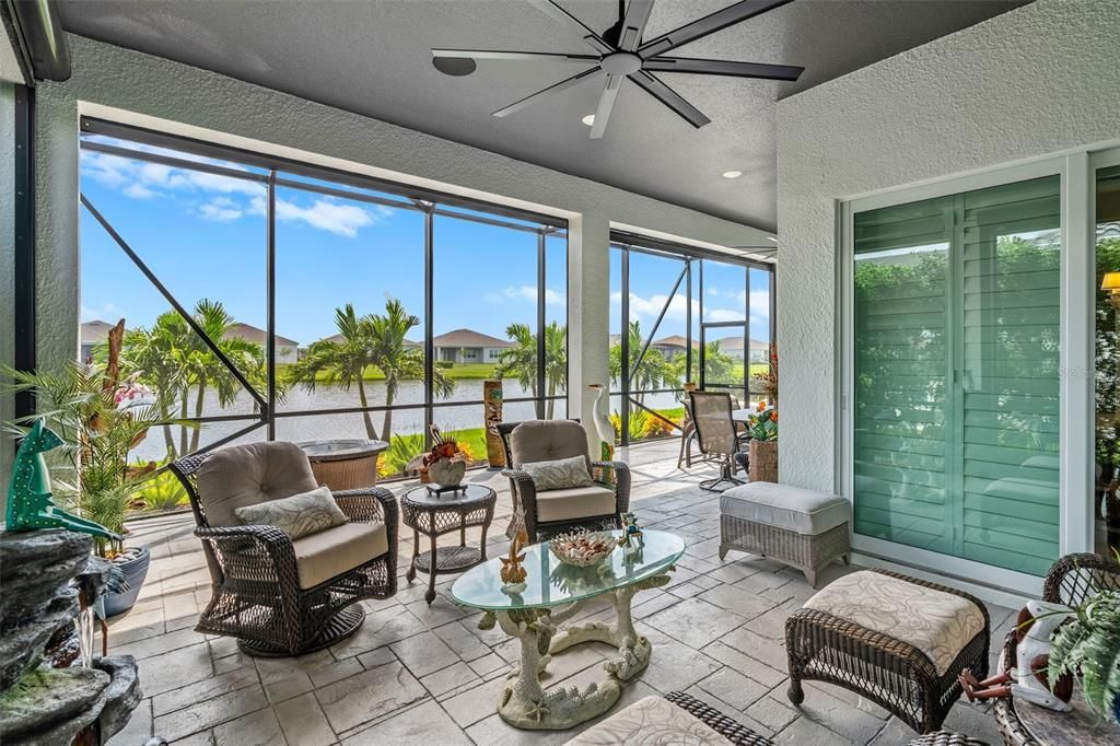 Interior, Living room, Recessed Lighting, Sun Room, Water
