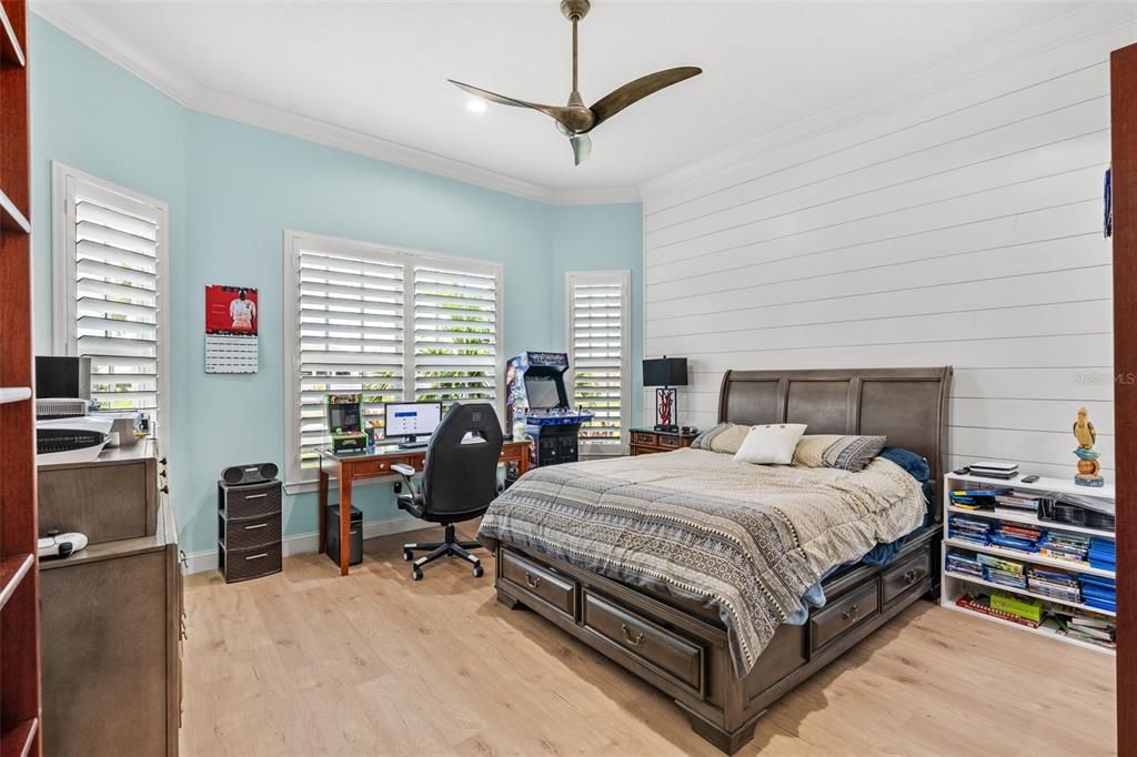 Bedroom, Home Office, Interior, Recessed Lighting, Wood Texture Flooring