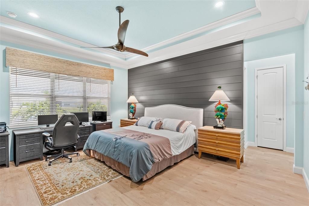 Bedroom, Home Office, Interior, Recessed Lighting, Wood Texture Flooring