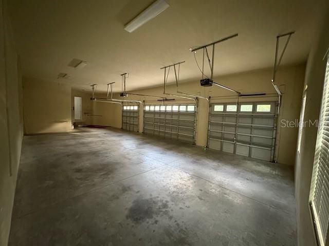 Garage, Interior