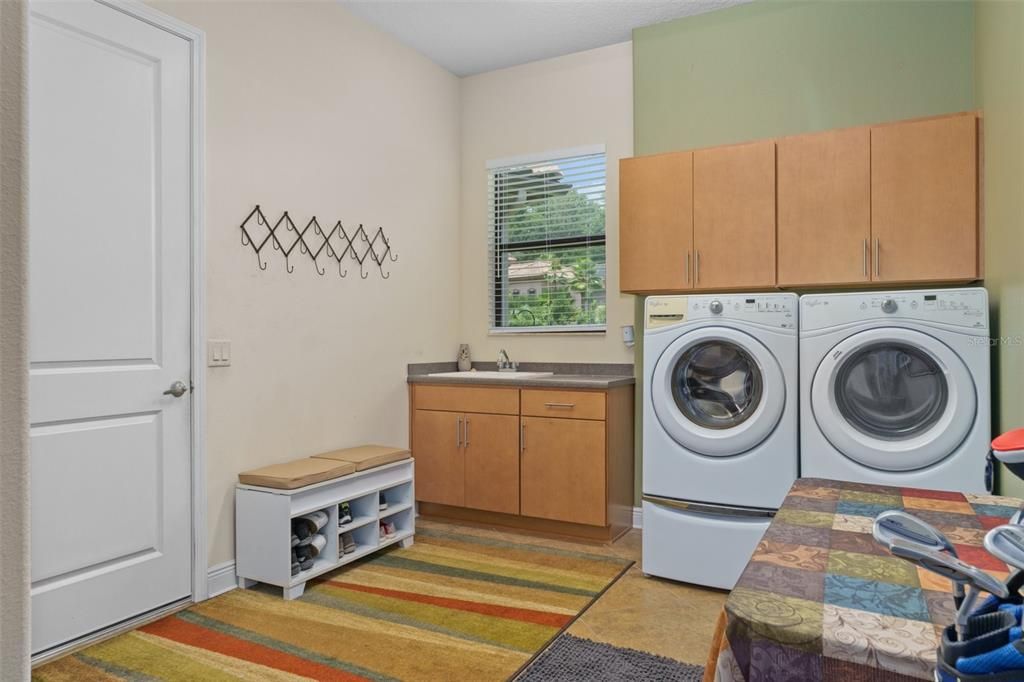 Interior, Washer