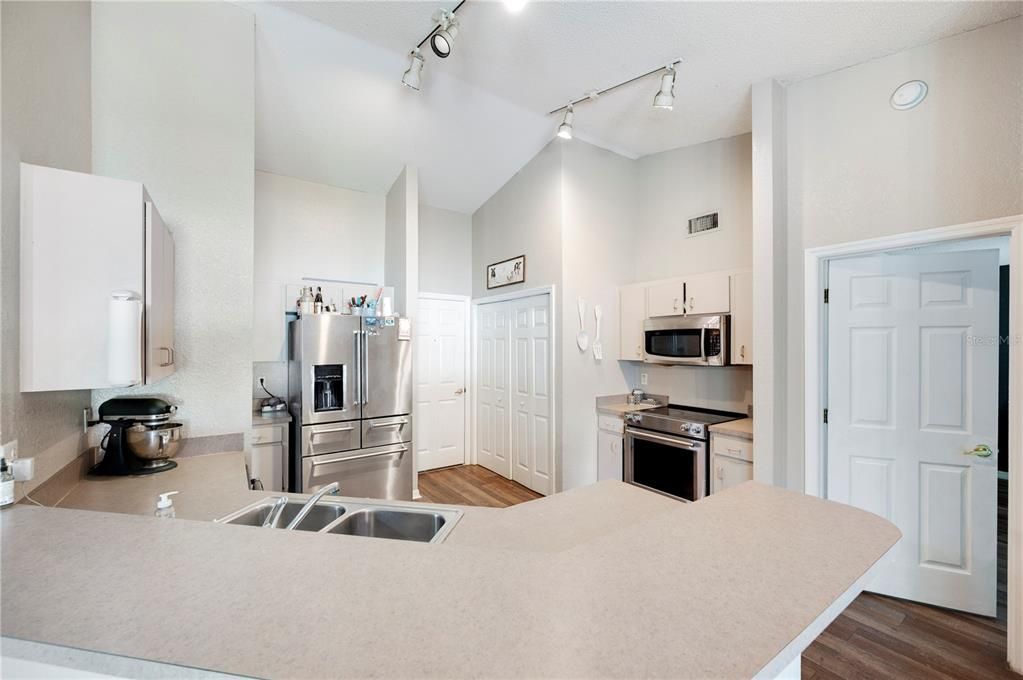 Interior, Kitchen, Stainless Steel Appliances, Wood Texture Flooring