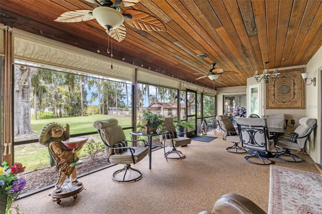 Dining room, Interior, Sun Room, Wooden Ceilings