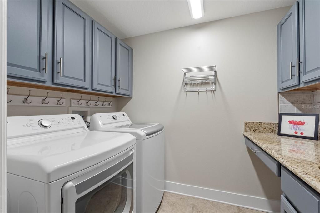 Interior, Recessed Lighting, Washer