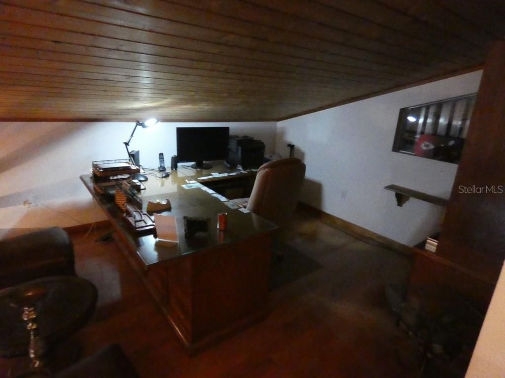 Home Office, Interior, Wooden Ceilings