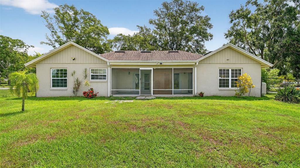 Backyard, Exterior