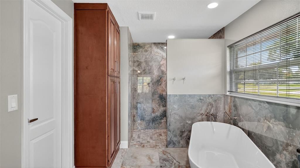 Bathroom, Free Standing Baths, Glass Shower, Interior, Recessed Lighting