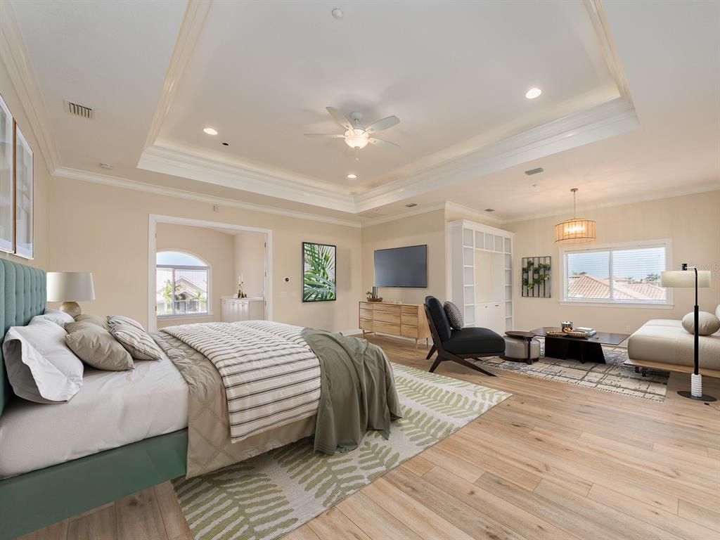 Bedroom, Interior, Pendant Lights, Recessed Lighting, Wood Texture Flooring