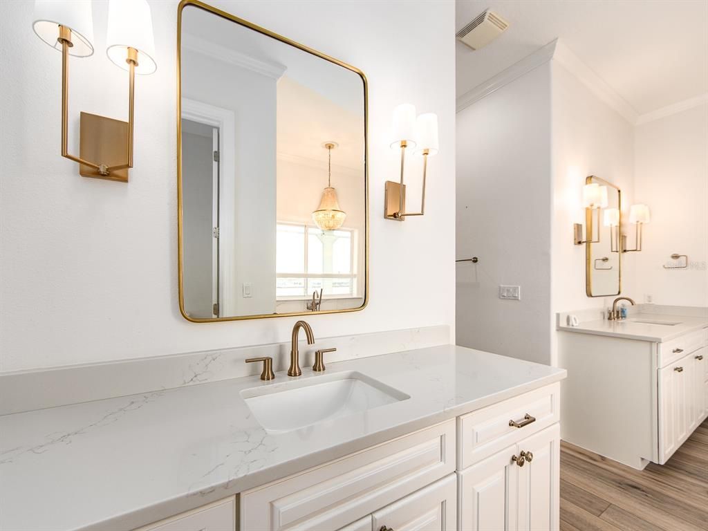 Bathroom, Dual Sink Vanities, Interior, Pendant Lights, Wood Texture Flooring