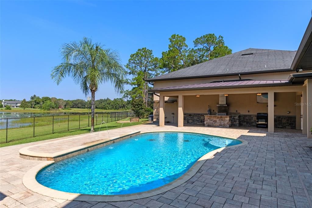 Exterior, Pool, Water