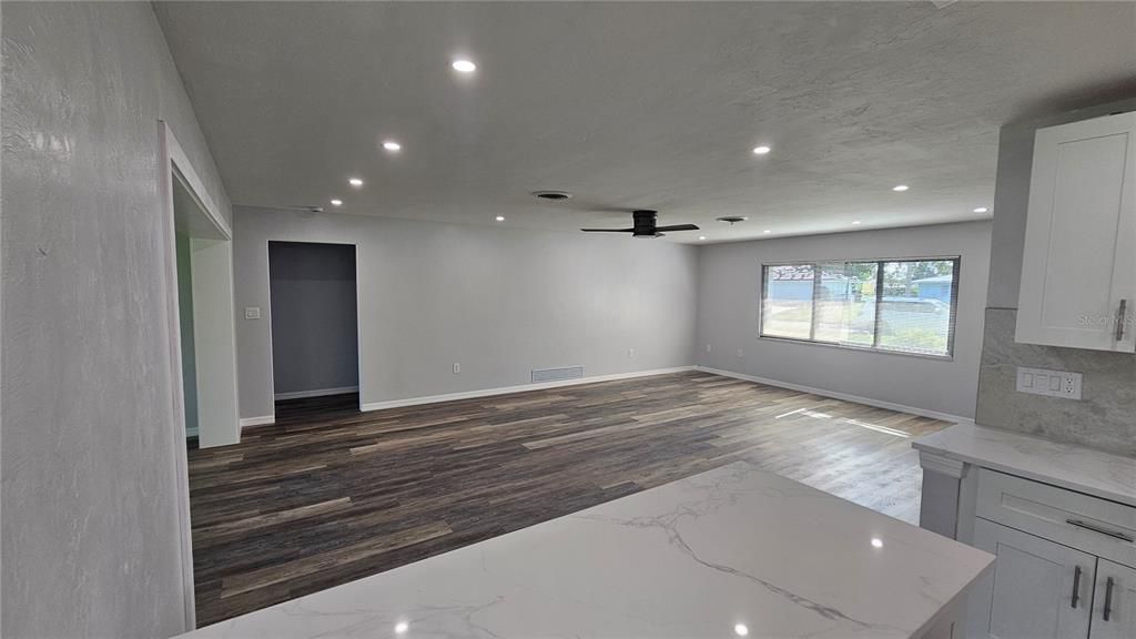 Empty room, Interior, Recessed Lighting, Wood Texture Flooring