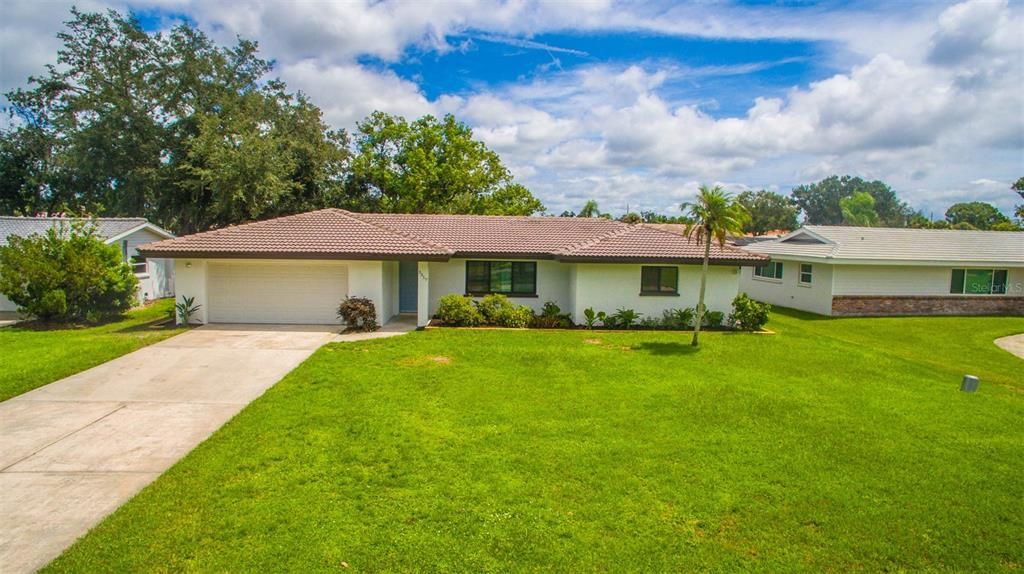 Attached, Backyard, Exterior, Facade, Ranch