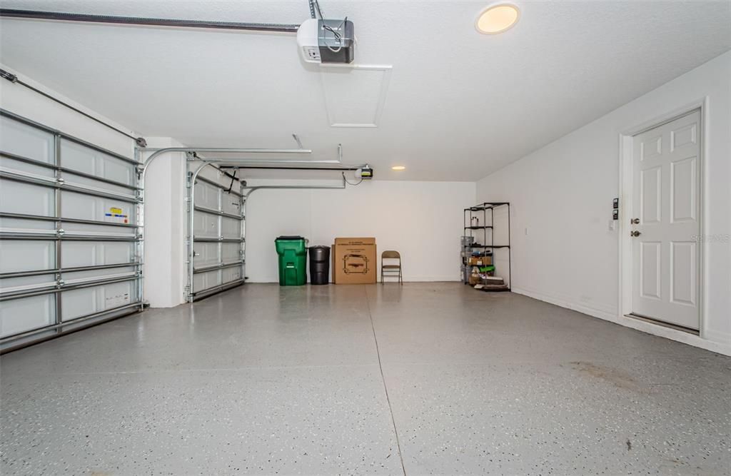 Garage, Interior, Recessed Lighting