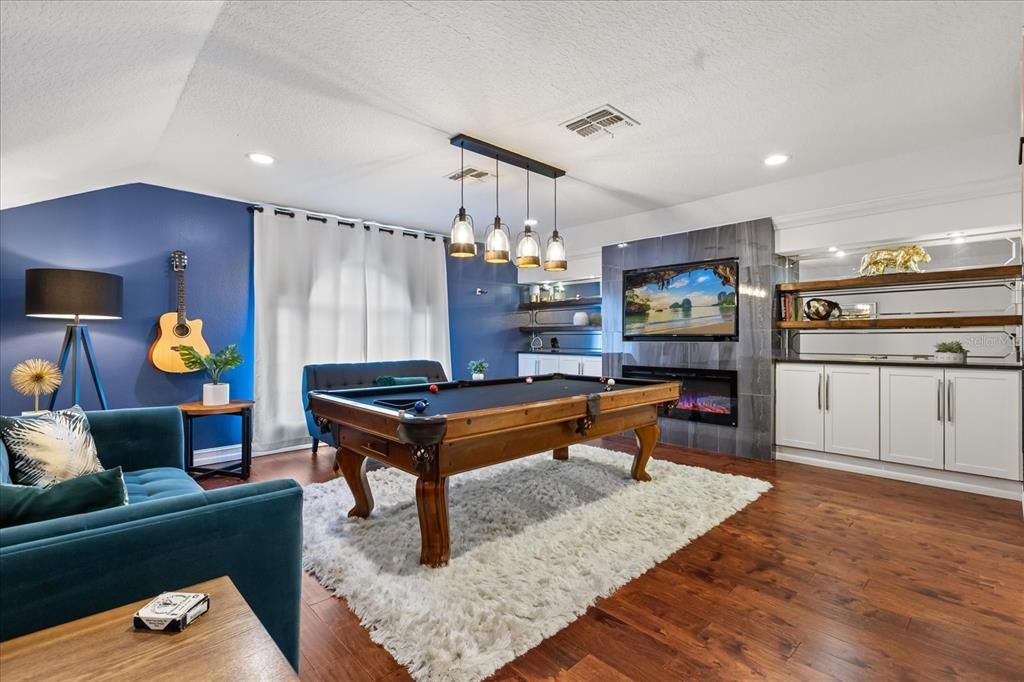 Billiard Table, Game Room, Interior, Pendant Lights, Recessed Lighting, Wood Texture Flooring