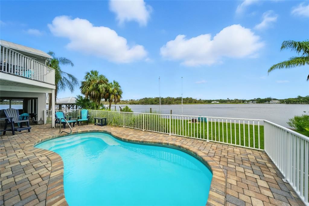 Exterior, Pool, Water