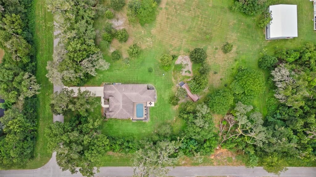 Exterior, Drone