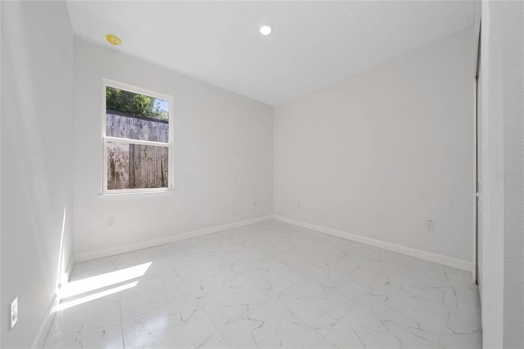 Empty room, Interior, Marble, Recessed Lighting