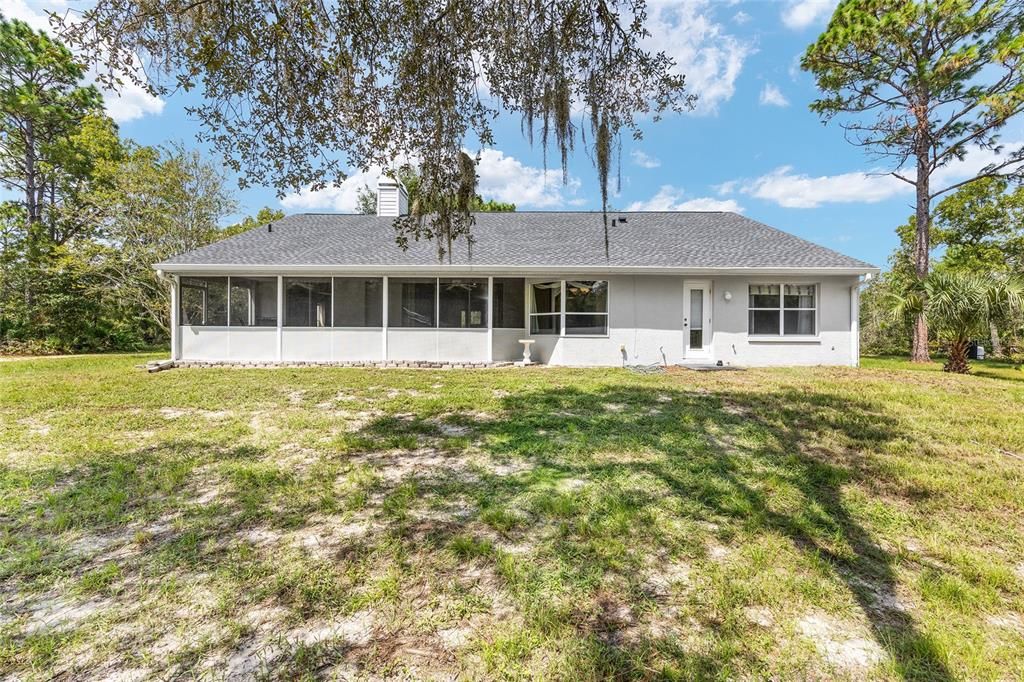 Backyard, Exterior