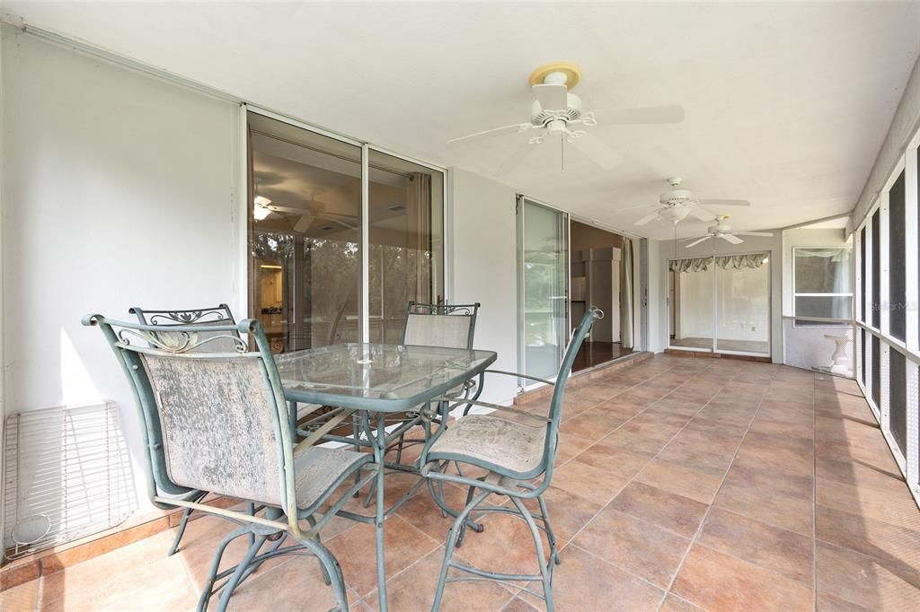 Dining room, Interior
