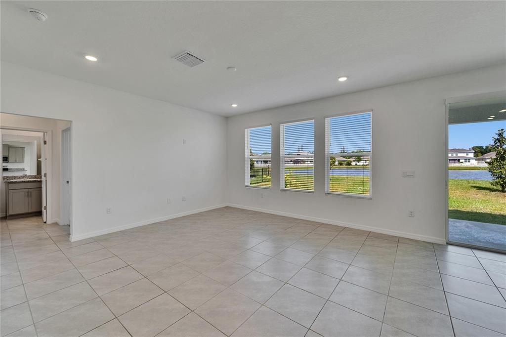 Empty room, Interior, Recessed Lighting, Water