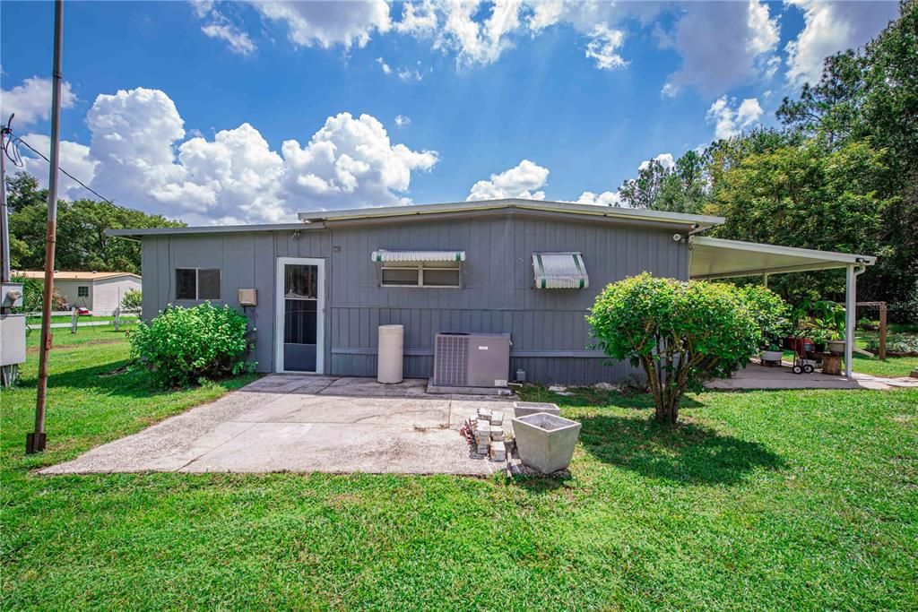 Backyard, Exterior
