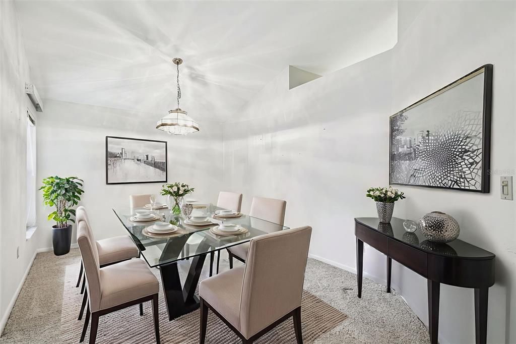 Dining room, Interior, Pendant Lights