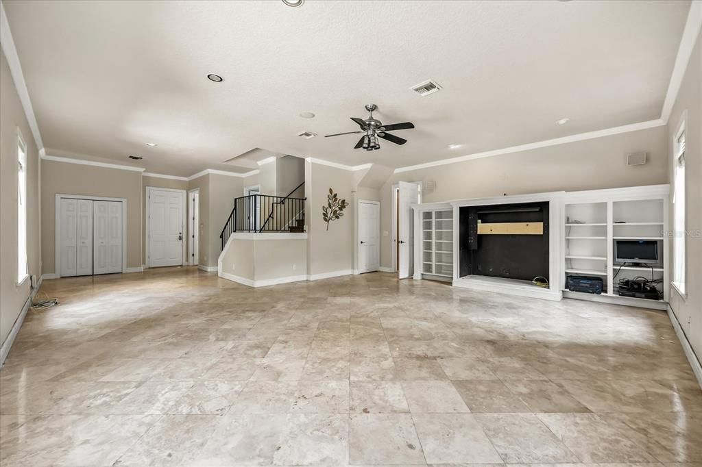 Empty room, Interior, Recessed Lighting