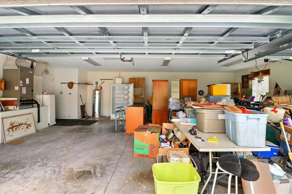 Garage, Interior