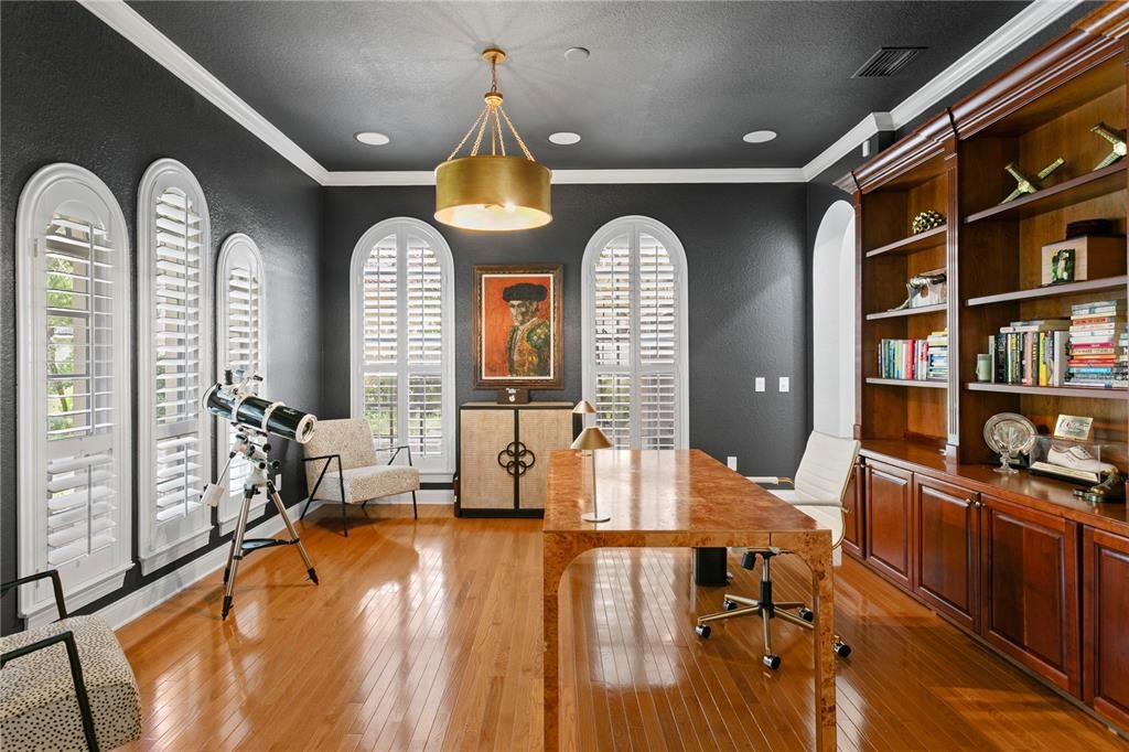 Home Office, Interior, Pendant Lights, Recessed Lighting, Wood Texture Flooring
