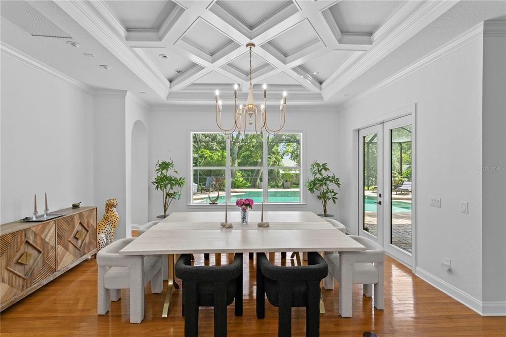 Chandelier, Dining room, Interior, Recessed Lighting, Wood Texture Flooring
