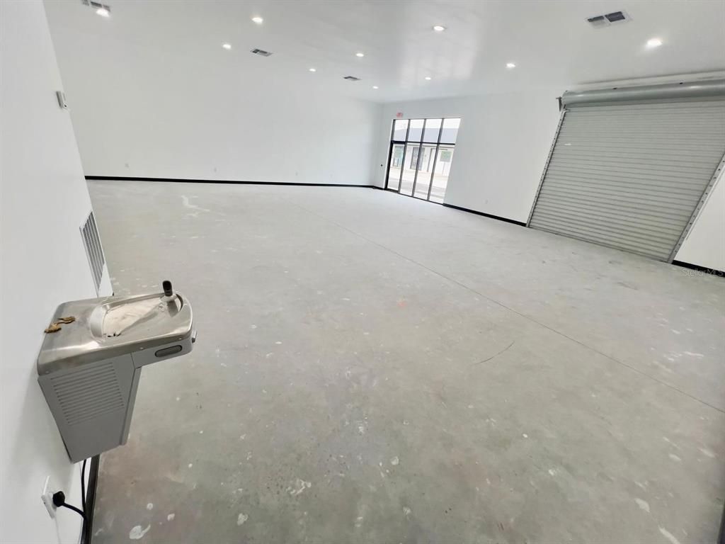 Garage, Interior, Recessed Lighting