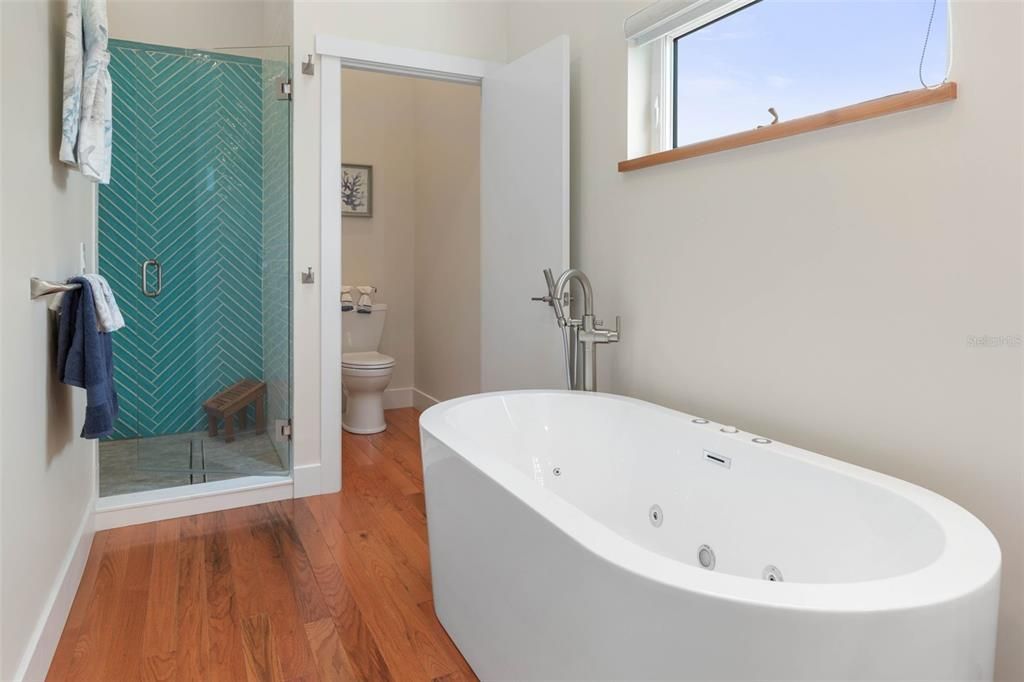 Bathroom, Interior, Wood Texture Flooring