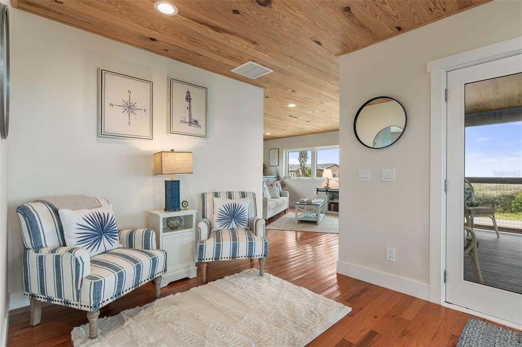 Interior, Living room, Recessed Lighting, Wooden Ceilings, Wood Texture Flooring