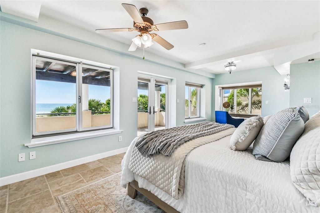 Bedroom, Interior, Water
