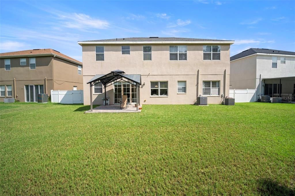 Backyard, Exterior