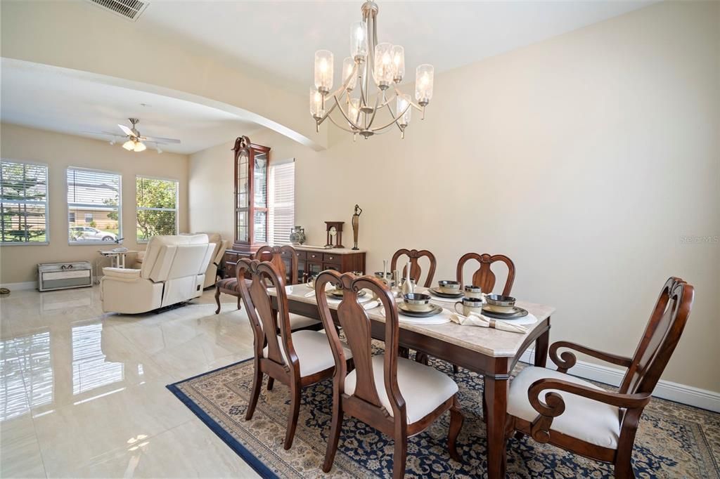 Chandelier, Dining room, Interior, Living room