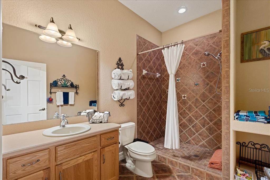 Bathroom, Interior, Recessed Lighting