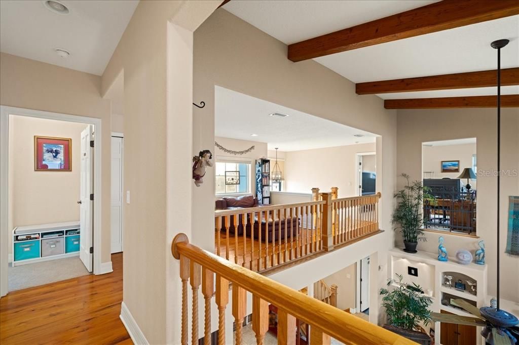 Interior, Pendant Lights, Recessed Lighting, Wooden Beams, Wood Texture Flooring
