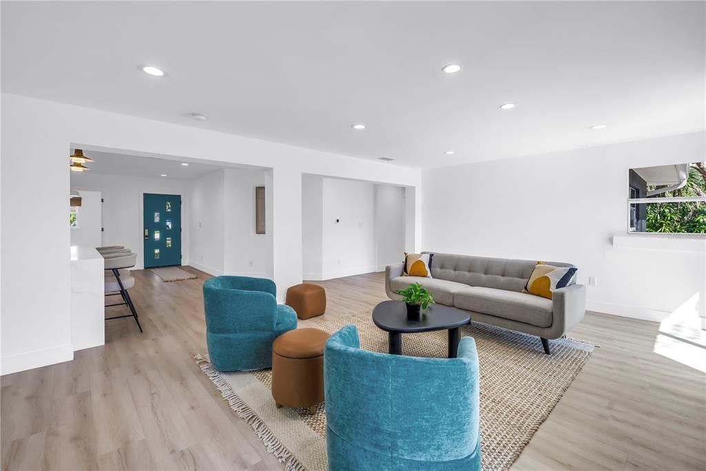 Interior, Living room, Recessed Lighting, Wood Texture Flooring