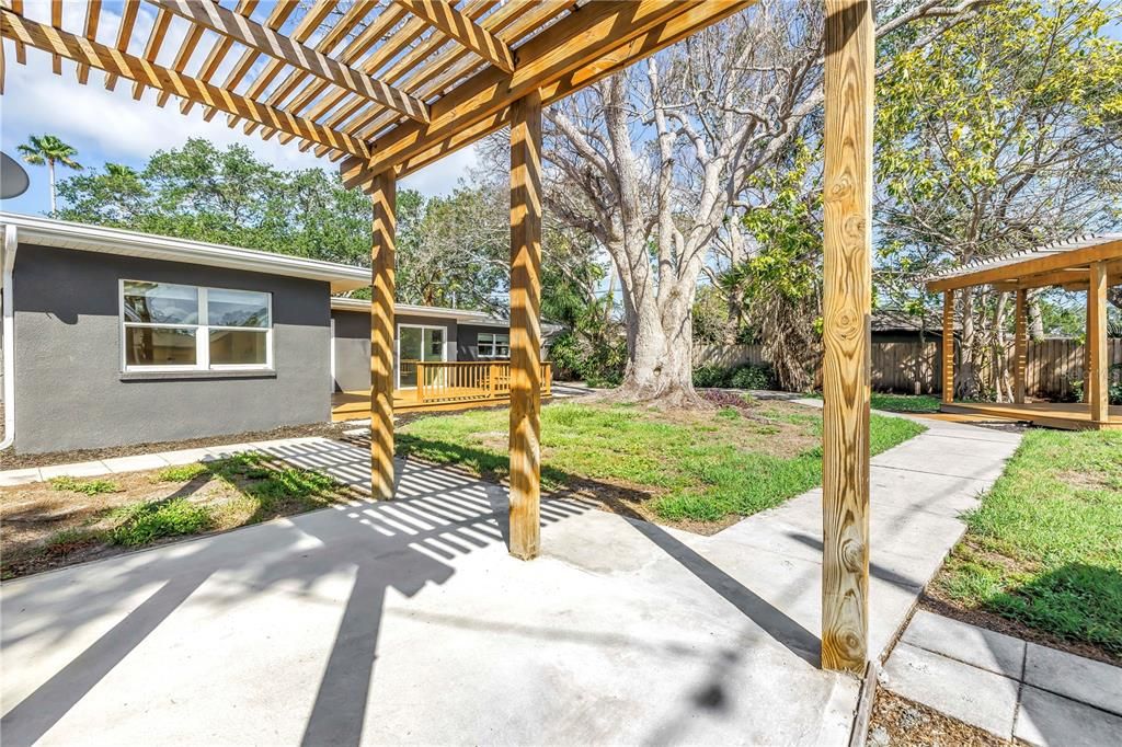 Backyard, Exterior