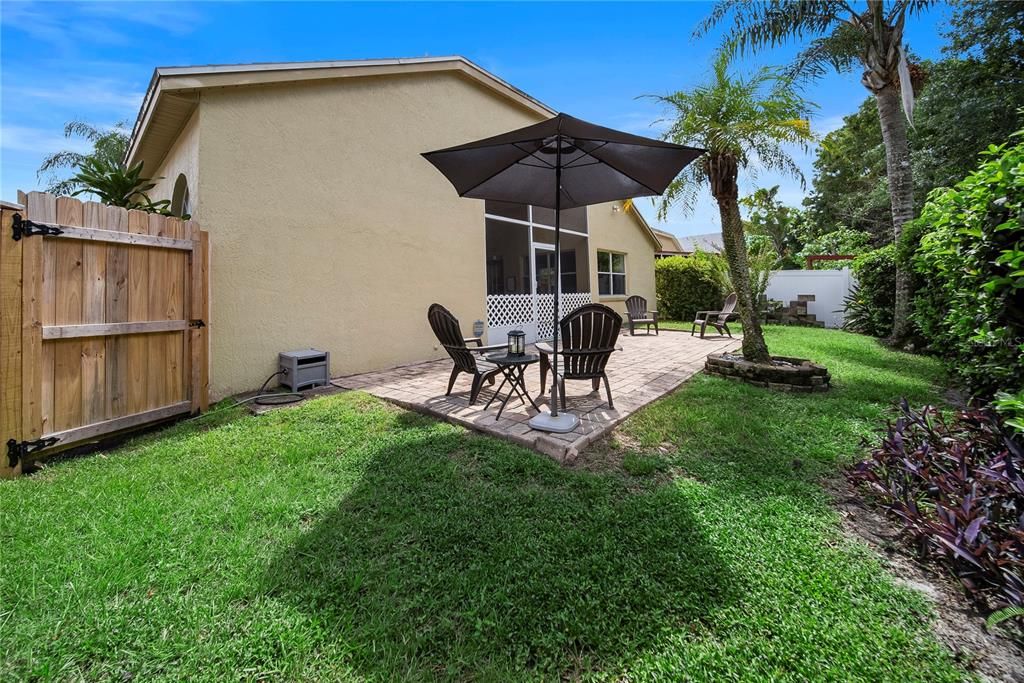 Backyard, Exterior