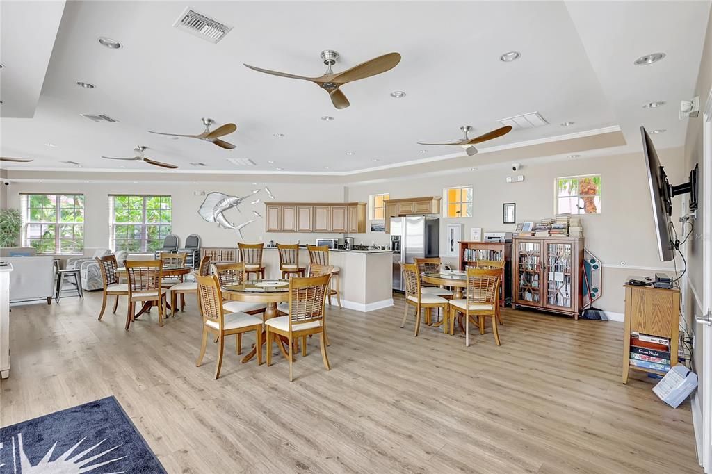 Dining room, Interior, Kitchen, Recessed Lighting, Wood Texture Flooring